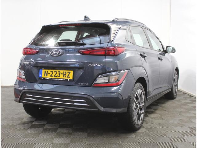 Hyundai Kona EV Comfort 64 kWh CAMERA | NAVI | CARPLAY | LMV17 | LED | PDC | CLIMATE | DAB | ADAPCRUISE