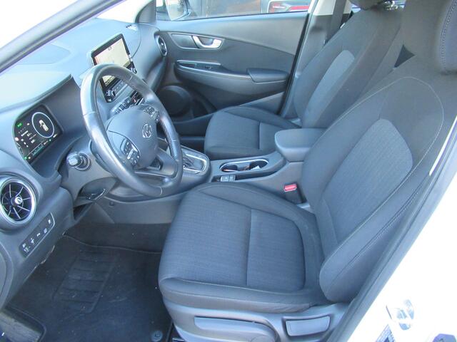 Hyundai Kona 1.6 GDI HEV Edition 30 1e eigen | dealer onderh | full LED kopl | navi | tr.haak | 18 "inch