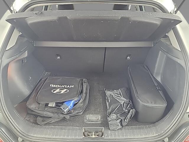 Hyundai Kona EV Fashion 64 kWh 1e-Eig. & Dealer-Onderh. BOVAG-Garantie. NL-Auto.