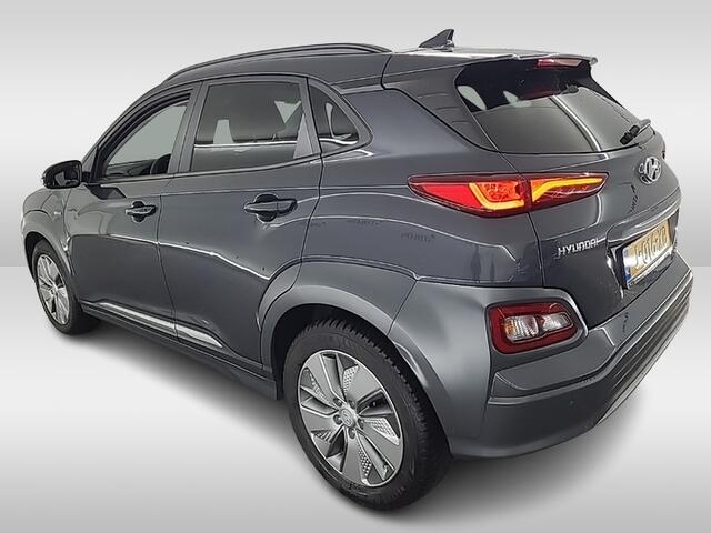 Hyundai Kona EV Premium Sky 64 kWh 1e-Eig. & Dealer-Onderh. BOVAG-Garantie. NL-Auto.