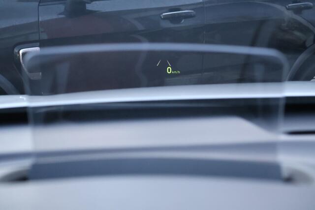 Hyundai Kona EV Fashion 64 kWh | Origineel NL | SoH 100% | HUD | ACC | Camera | Navigatie |