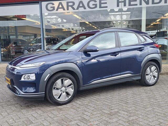 Hyundai Kona EV Comfort 64 kWh | SOH: nnb | 3 Fase | warmtepomp | Navi | Camera | Climate |