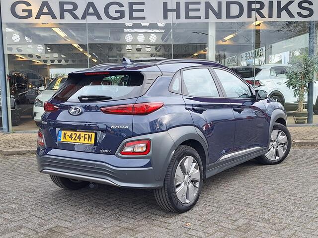 Hyundai Kona EV Comfort 64 kWh | SOH: nnb | 3 Fase | warmtepomp | Navi | Camera | Climate |