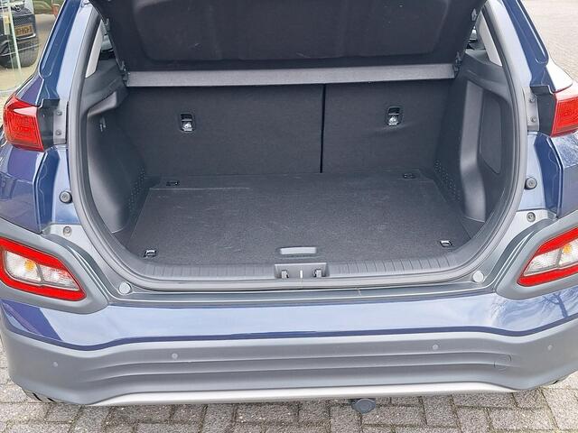 Hyundai Kona EV Comfort 64 kWh | SOH: nnb | 3 Fase | warmtepomp | Navi | Camera | Climate |