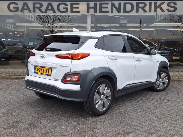 Hyundai Kona EV Fashion 64 kWh | SOH: nnb | 3 Fase | warmtepomp | HUD | Blindspot | Climate | Navi |