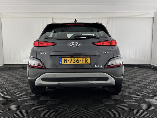 Hyundai Kona 1.6 GDI HEV Comfort Smart (INCL.BTW) (INCL-BTW) Aut. *NAVI-FULLMAP | DIGI-COCKPIT | ADAPTIVE-CRUISE | | KEYLESS | CAMERA | HEAD-UP | SHIFT-PADDLES | DAB | COMFORT-SEATS | 16 "ALU*