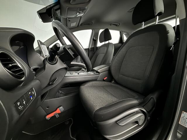 Hyundai Kona EV Comfort Smart 39 kWh | Warmtepomp | Navigatie |