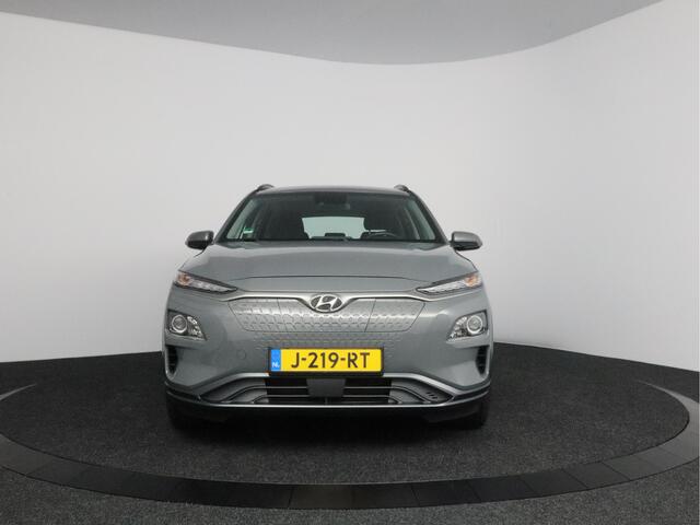 Hyundai Kona EV Comfort Smart 39 kWh | Warmtepomp | Navigatie |
