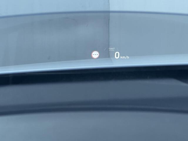 Hyundai Kona 1.0 T-GDI Premium / Dealer onderhouden / 1.200 kg Trekgewicht / Navigatie Bluelink / HUD / Achteruitrijcamera / Stoelventilatie / Stuur-, stoel- en achterbankverwarming / 18" LM wielen /