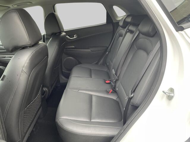 Hyundai Kona 1.6 HEV Premium Sky | Schuifkanteldak | Leder