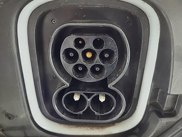 Hyundai Kona EV Fashion 64 kWh 3-Fase 1e-Eig. & Keurig-Onderh-Onderh. BOVAG-Garantie. NL-Auto.