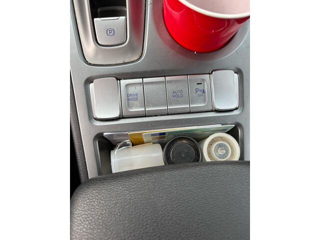 Hyundai Kona EV Comfort 64 kWh 204pk Adaptieve Cruise | Krell Audio | Achteruitrijcamera | Navigatie