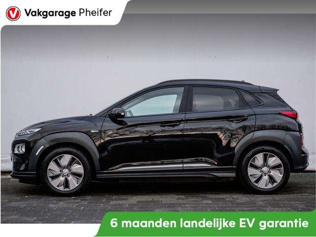 Hyundai Kona EV Fashion 64 kWh Trekhaak/ Schuif-kanteldak/ Stoelverwarming/ Half lederen int./ HUD/ Blindspot