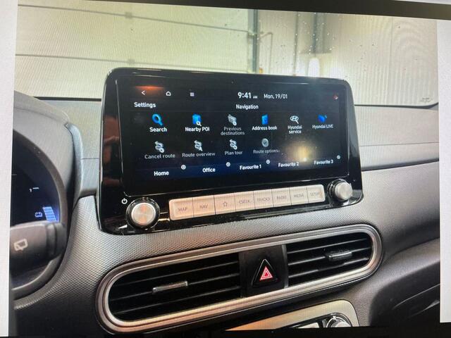 Hyundai Kona EV Comfort 64 kWh/204PK/Carplay/Climate/Led