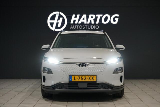 Hyundai Kona EV Premium 64 kWh + LEDER / DODEHOEK / STUURWIEL VERWARMING
