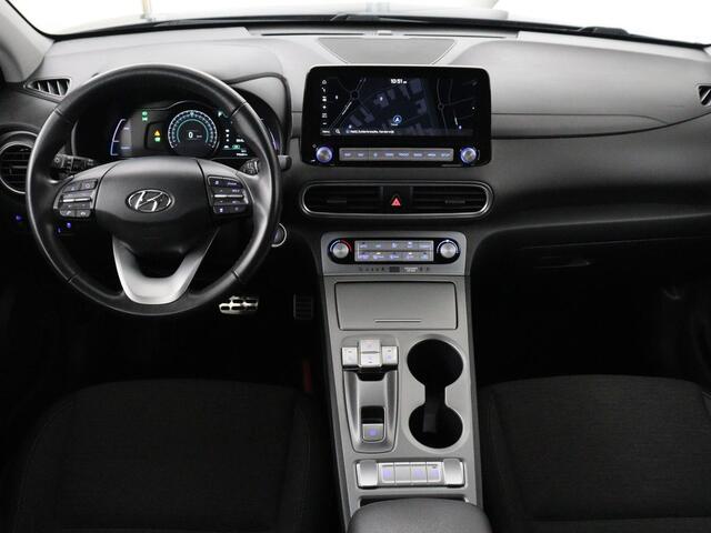 Hyundai Kona EV Comfort 64 kWh | SOH 100% | 3 Fase | Adaptive cruise | Krell Audio | Warmtepomp | Keyless | Camera | Carplay | Navigatie