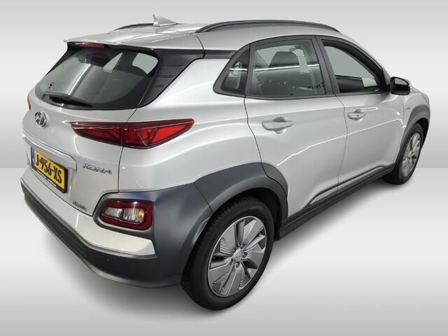 Hyundai Kona EV Comfort 64 kWh 3-Fase Dealer-Onderh. BOVAG-Garantie. NL-Auto.