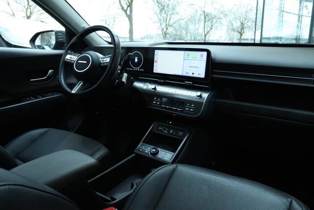 Hyundai Kona ELECTRIC PREMIUM 65.4 kWh | LEDER | TREKHAAK | HUD | 360 CAMERA | MEMORY | ADAPTIVE CRUISE | STOEL- STUURVERW. | CARPLAY
