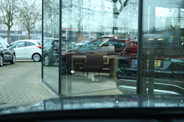 Hyundai Kona ELECTRIC PREMIUM 65.4 kWh | LEDER | TREKHAAK | HUD | 360 CAMERA | MEMORY | ADAPTIVE CRUISE | STOEL- STUURVERW. | CARPLAY