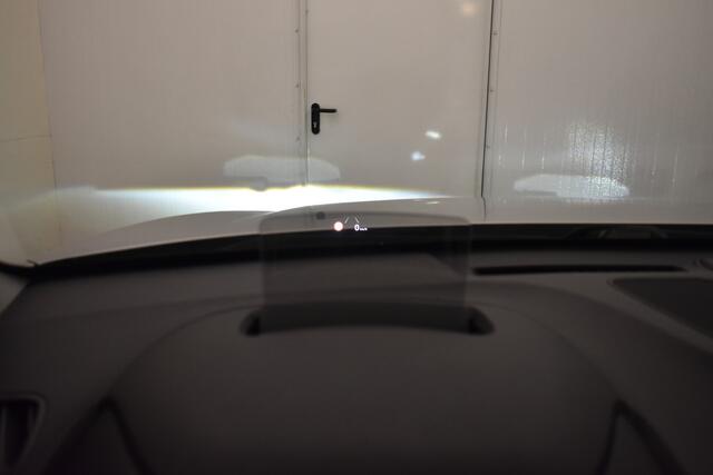 Hyundai Kona EV Premium 64 kWh Warmtepomp Trekhaak SOH 100% 3-Fase CCS Laden Leder Camera