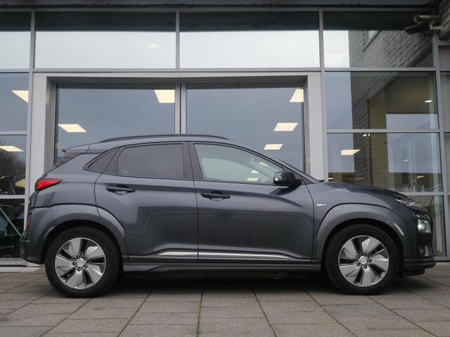 Hyundai Kona EV Premium 64 kWh | SOH 94,8% | Stoelverwarming/ventilatie | Navi | Clima | Cruise |