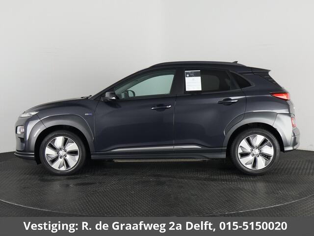 Hyundai Kona EV Premium 64 kWh | Schuif-Kanteldak | Stuur-& Stoelverwarming | Apple Carplay&AndroidAUTO | Leder | Camera |