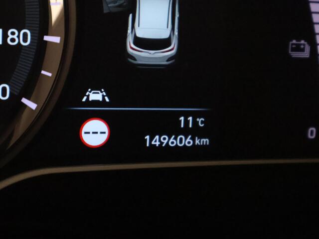 Hyundai Kona EV Premium 64 kWh | Schuif-Kanteldak | Stuur-& Stoelverwarming | Apple Carplay&AndroidAUTO | Leder | Camera |