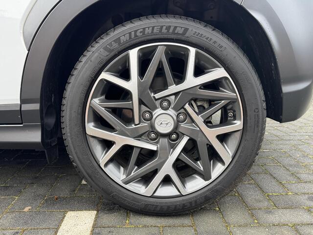 Hyundai Kona 1.6 GDI HEV 140pk Premium | LEDEREN BEKLEDING | TREKHAAK | 18'' 2-TONE LMV | HEAD UP DISPLAY | ADAPTIEVE CRUIECONTROL | STOELVERWARMING VOOR EN ACHTER | STUURVERWARMING | STOELVERKOELING VOOR |