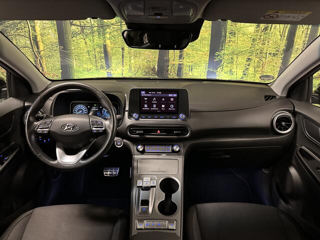 Hyundai Kona EV Comfort Smart 39 kWh | SOH 100% | Parkeersensoren | Cruise Control | Achteruitrijcamera | Apple Carplay | Android Auto | Stoel/Stuurverwarming | Keyless | DAB | Airconditioning
