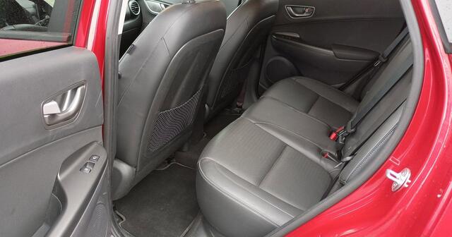 Hyundai Kona EV Limited 64 kWh 3-Fase 2e-Eig. & Keurig-Onderh. BOVAG-Garantie. NL-Auto.