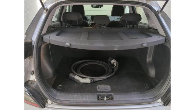 Hyundai Kona EV Fashion 64 kWh