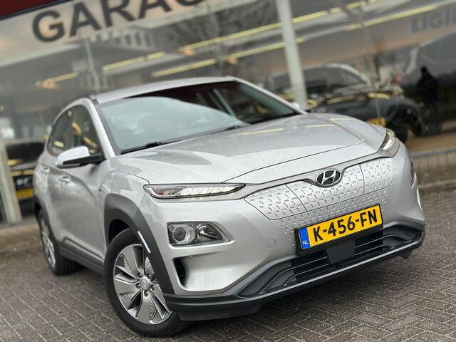 Hyundai Kona EV Comfort 64 kWh | SOH: 95,3% | 3 Fase | Warmtepomp | Navi | Adaptive CC | Climate |