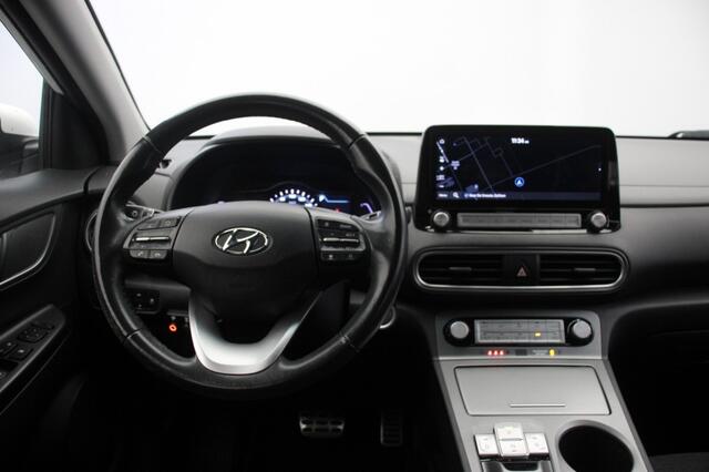 Hyundai Kona Comfort 64 kWh Fase 3 - Carplay, Camera, Cruise, Navi, SOH 100%