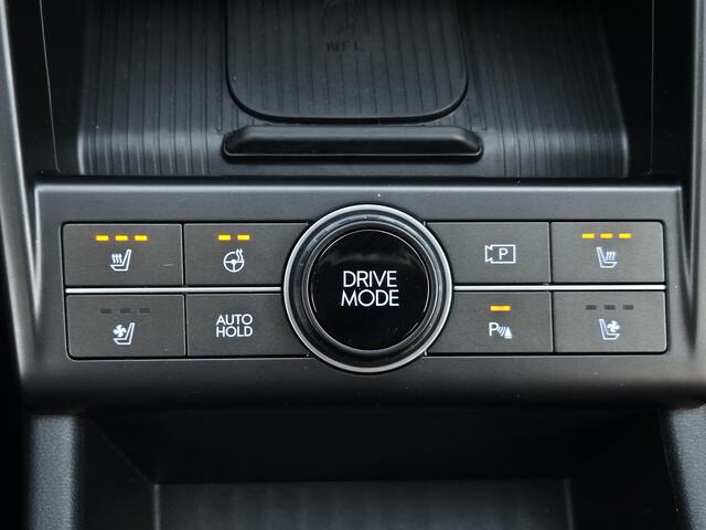 Hyundai Kona 1.6 GDI HEV Premium Sky Automaat / Dealer onderhouden / Fabrieksgarantie tot 11-2028 / Glazen schuif- en kanteldak / Elektrische achterklep / Stuur-, Stoel & Achterbank verwarming / Bose Audio Systeem / Adaptief cruise control /