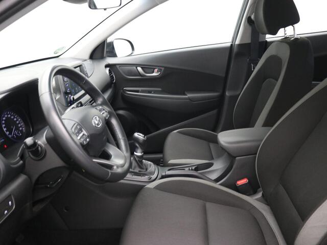 Hyundai Kona 1.0 T-GDI Comfort / Apple CarPlay & Android Auto / Cruise Control / Airco Climate Control / All Seasonbanden / Hoge zit & instap /