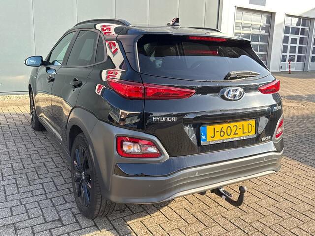 Hyundai Kona Aut. EV Fashion 64 kWh | Navi | Camera |