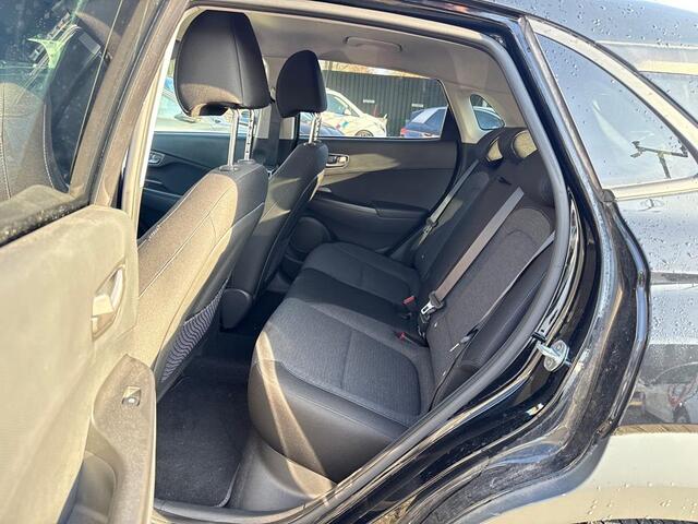 Hyundai Kona Aut. EV Fashion 64 kWh | Navi | Camera |