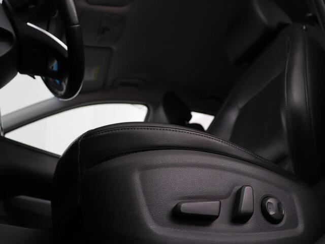 Hyundai Kona EV Limited 64 kWh | SOH 100% | 3 Fase | Stoelventilatie | Head-Up | Adaptive cruise | Camera | Leder | Carplay | Achterbankverwarming | Warmtepomp | Keyless | Full LED | Dodehoek detectie