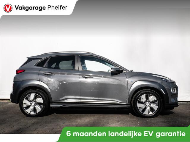 Hyundai Kona EV Comfort 64 kWh 3-Fase/ Camera/ Navigatie/ Carplay/ Cruise control/ Dab/ Krell audio