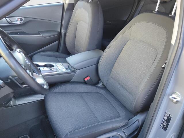 Hyundai Kona EV Fashion 39 kWh SOH 95% / A. Camera / ACC / Stuur-stoel verwaming