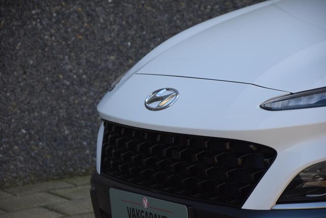 Hyundai Kona 1.6 GDi Hybrid Techno 6-DCT | Stoelventilatie/verwarming | Head up display | Elektrisch schuif-kanteldak |