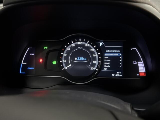Hyundai Kona EV Comfort 64 kWh 100% SOH WARMTEPOMP KEY-LESS CAMERA