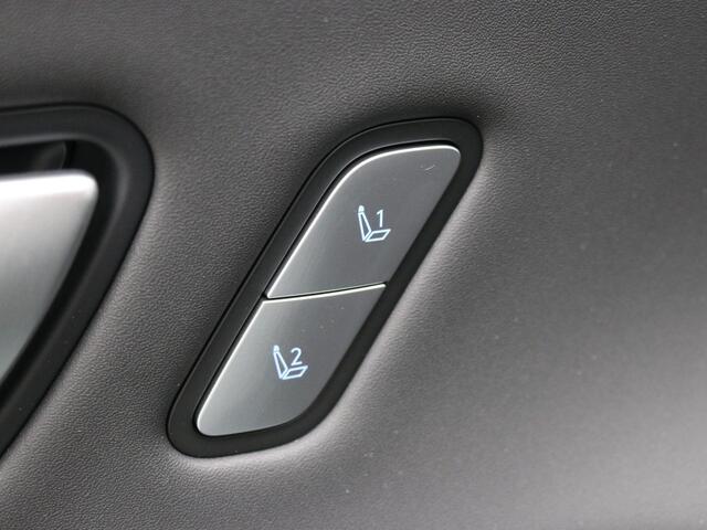 Hyundai Kona 1.6 GDI HEV Premium / ¤2.500,- Voordeel / 360º Camera / Lederen Bekleding / Elektrische Stoelen met Geheugen / / Stoel Verwarming+Verkoeling / Keyless / Head-Up Display /