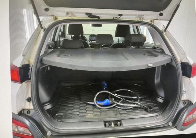 Hyundai Kona EV Comfort 64 kWh CAMERA / KEYLESS / NAVI / CLIMA / CRUISE