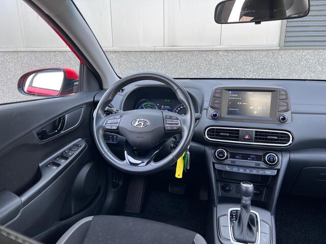 Hyundai Kona 1.6 GDI Hybrid Carplay/ Trekhaak/ Sunset Orange