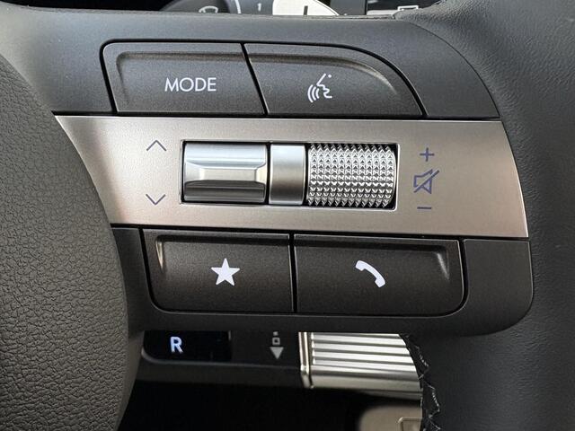 Hyundai Kona 1.6 GDI HEV Premium Sky / Uit Voorraad Leverbaar / ¤3000,- Voordeel / Schuifkanteldak / Climate Control / Navigatie /