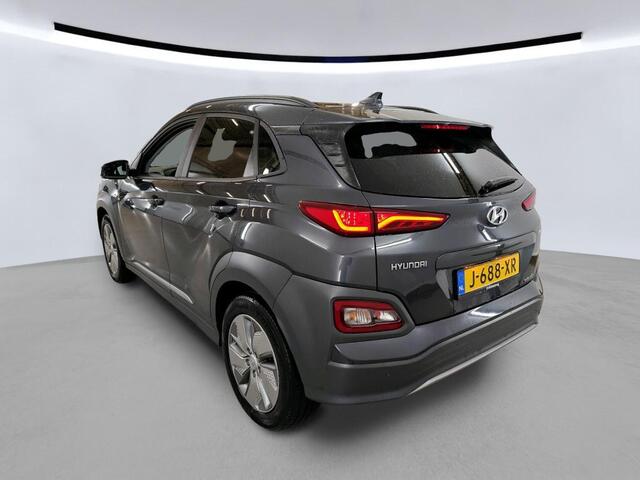 Hyundai Kona EV Premium 64 kWh NL-AUTO | LEDER| STOELVERWARMING | NAVI | CAMERA