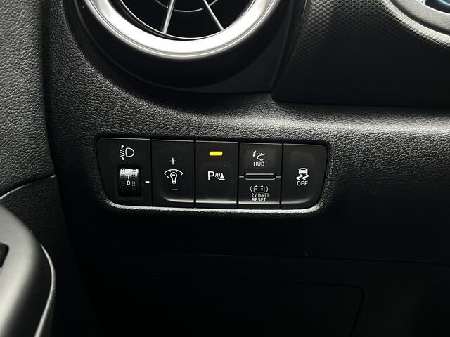 Hyundai Kona 1.6 GDI HEV Premium Stoel/stuurverwarming PDC V+A Leder