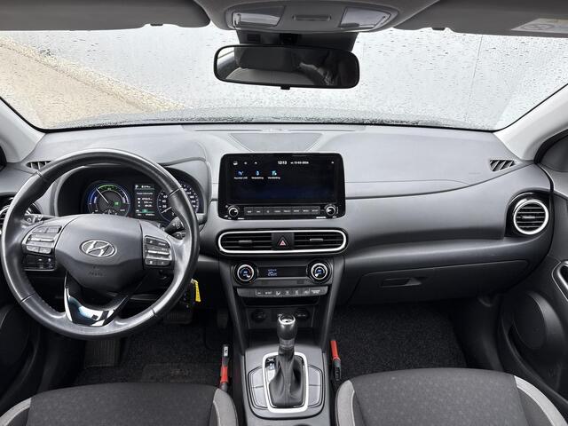 Hyundai Kona 1.6 GDI HEV Comfort / Airco / Cruise Control / Apple CarPlay/Android Auto / Automaat / Trekhaak (1300kg) / All-season banden /