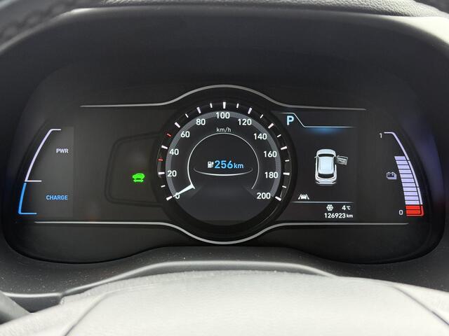 Hyundai Kona BWJ 12-2020 | SOH 94,9% EV Comfort 64 kWh | CLIMA | CAMERA A | LICHTMETAAL | PDC | NAVI